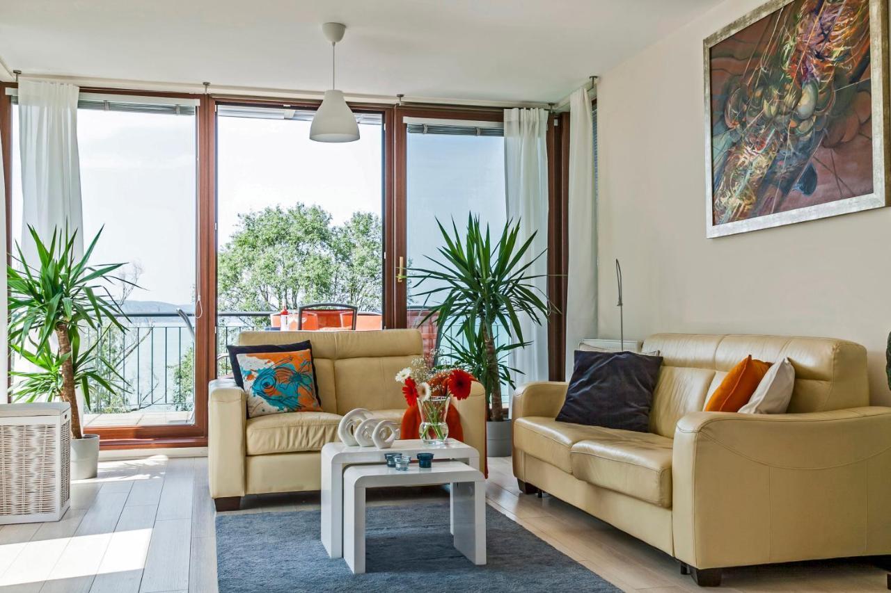 Panoramic Art Apartment With Jacuzzi บาลาตอนแลลเล ภายนอก รูปภาพ