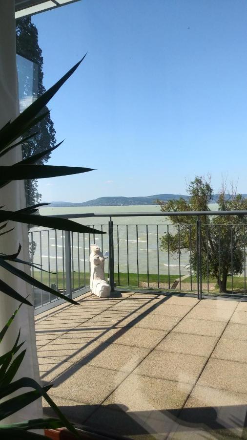 Panoramic Art Apartment With Jacuzzi บาลาตอนแลลเล ภายนอก รูปภาพ